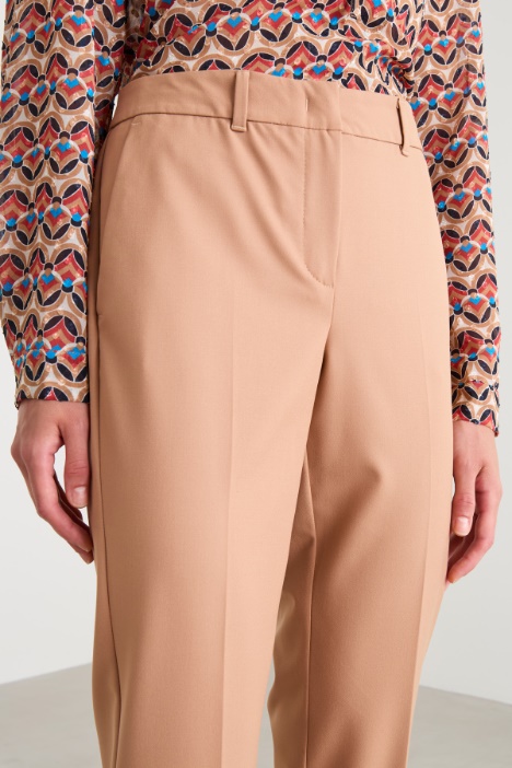 Pantaloni in tela stretch