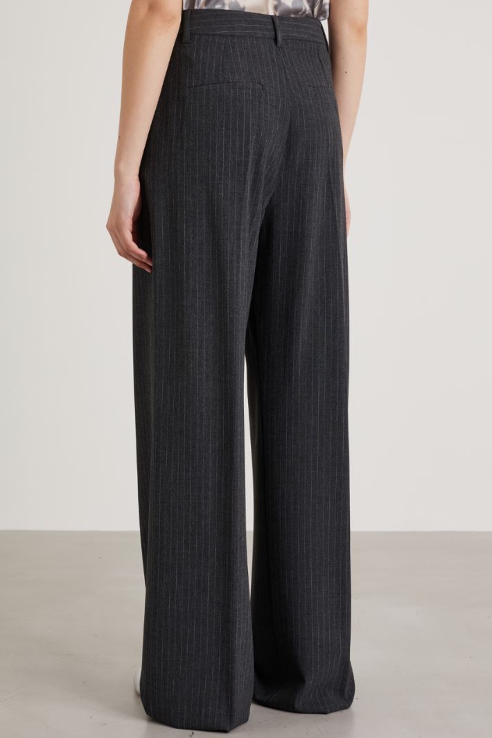Pantaloni gessati