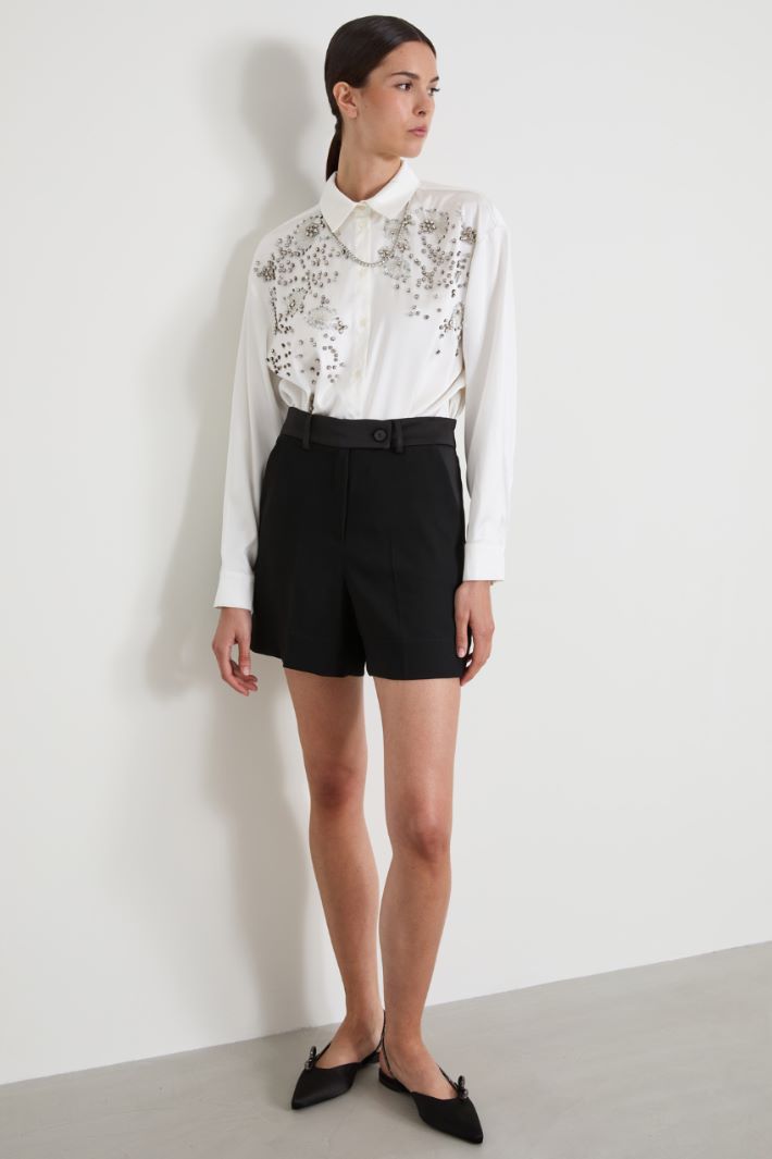 Shorts in crêpe Intrend