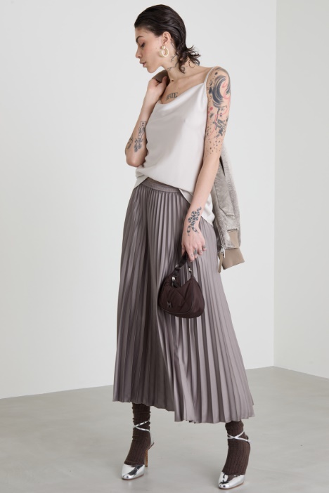 Draped neck top Intrend