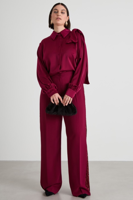 Satin blouse with sash Intrend