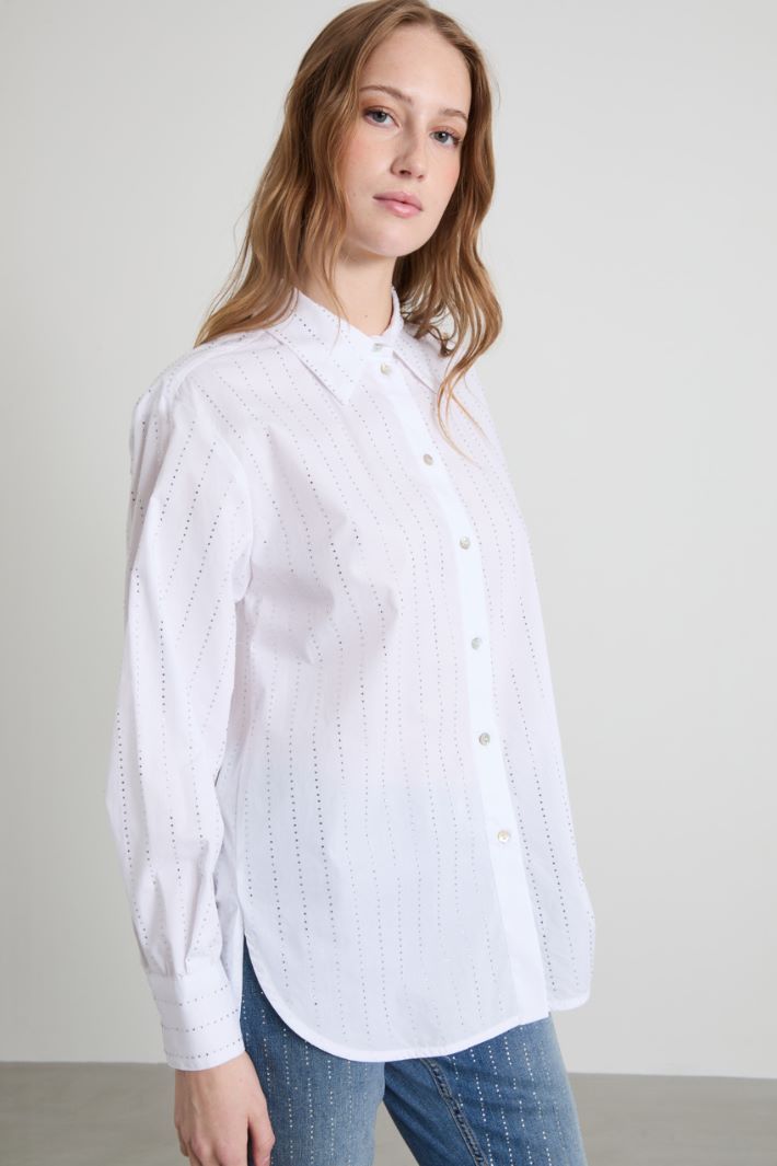 Rhinestoned shirt Intrend