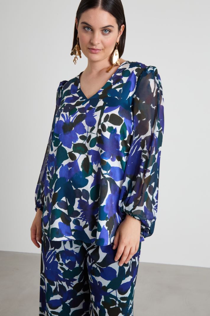 Twill and georgette blouse Intrend
