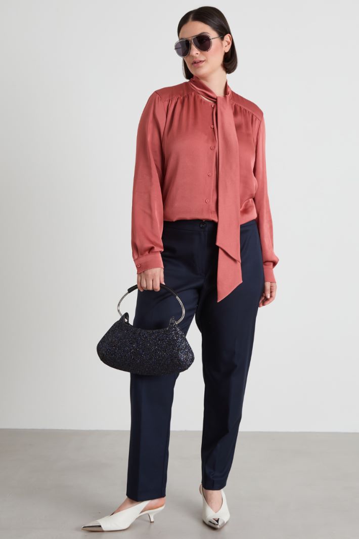 Satin shirt with sash Intrend - 3
