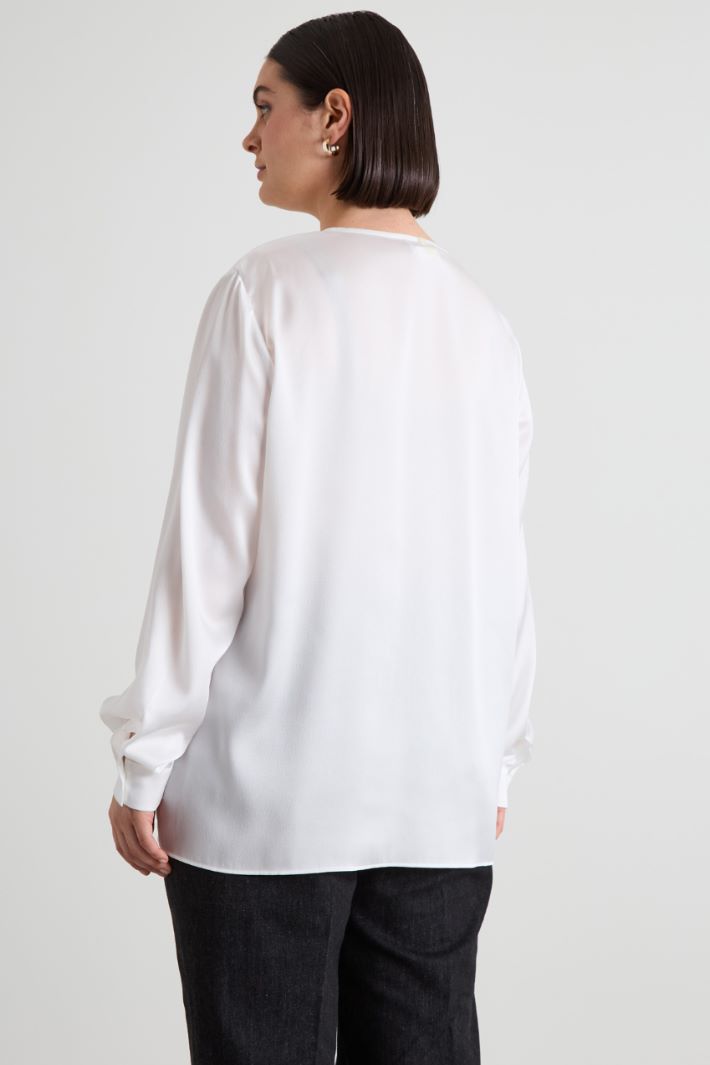 Satin neckerchief-embellished blouse Intrend - 2