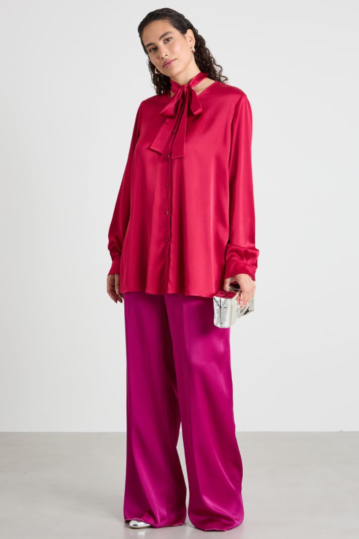 Satin neckerchief-embellished blouse Intrend - 3