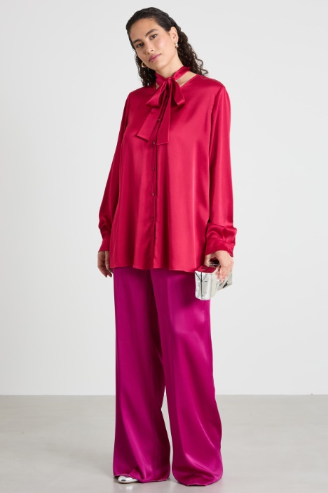 Satin neckerchief-embellished blouse Intrend