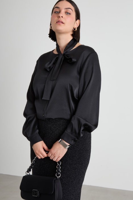 Satin neckerchief-embellished blouse Intrend
