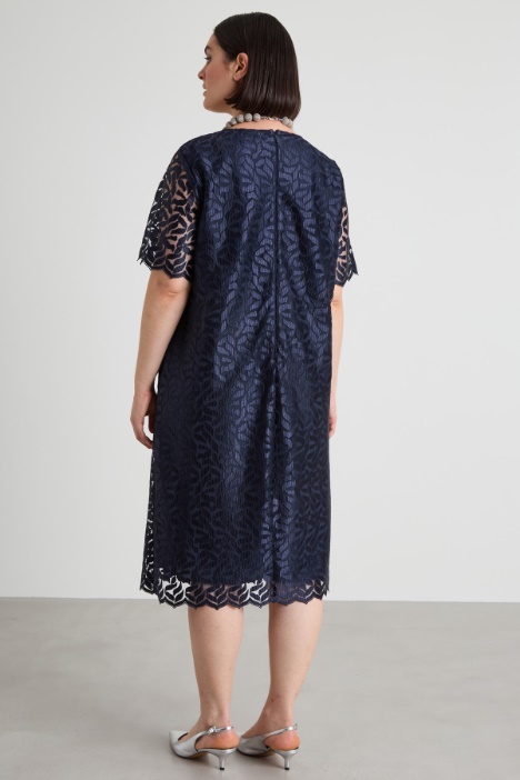 Abito in tulle ricamato