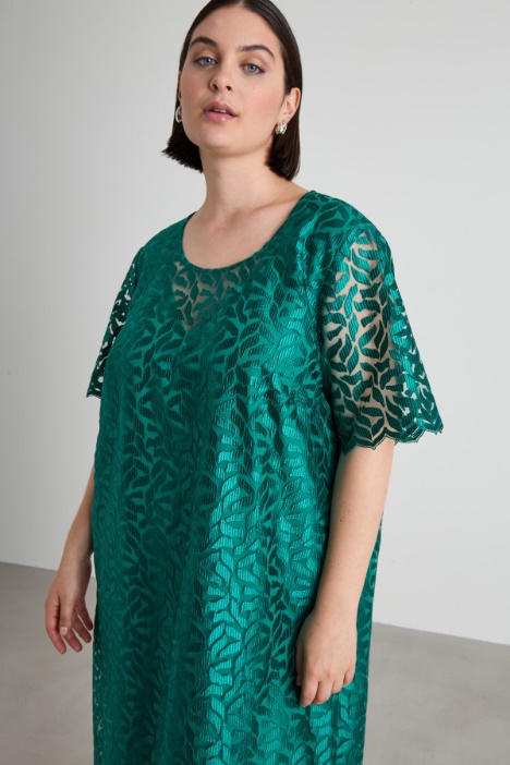 Abito in tulle ricamato