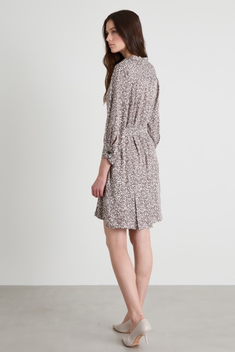 Vestido de sarga estampada