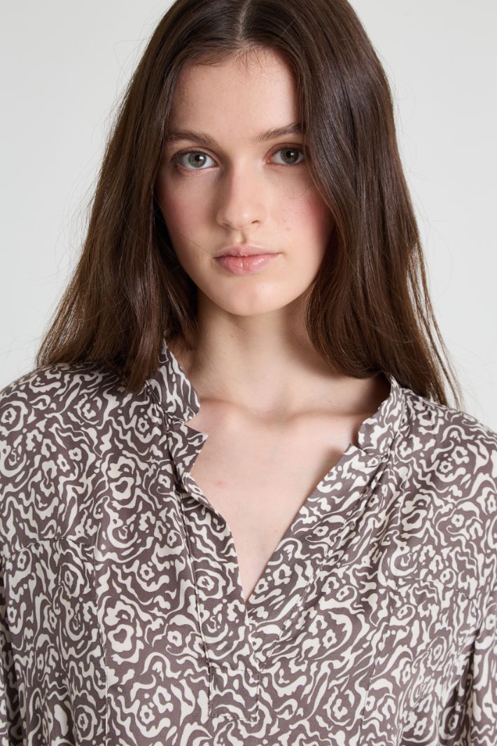 Printed twill dress Intrend - 4