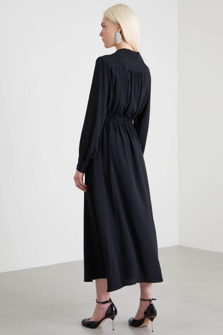 Dress with crossover neckline Intrend - 3