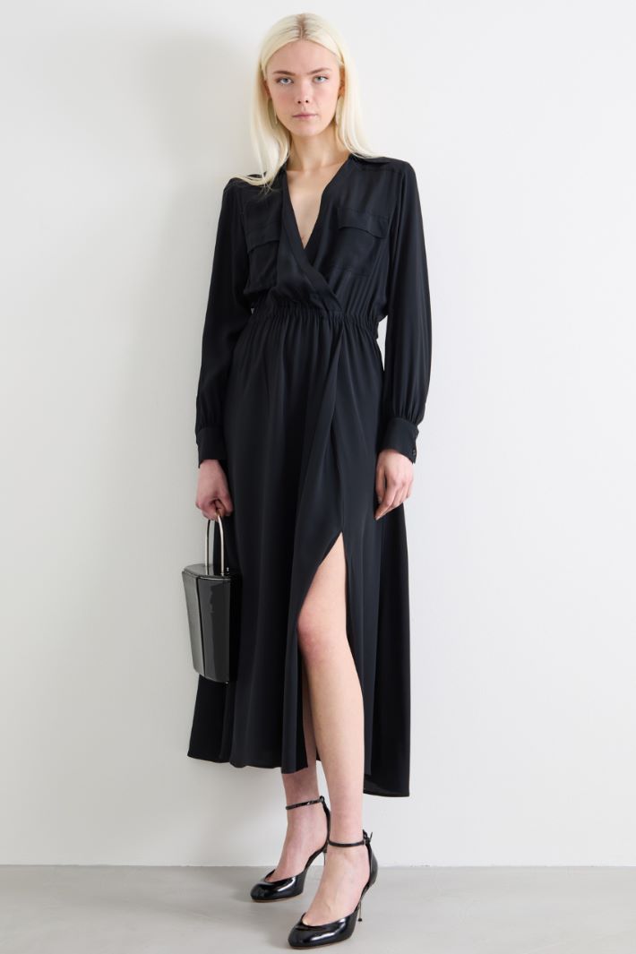 Dress with crossover neckline Intrend - 2