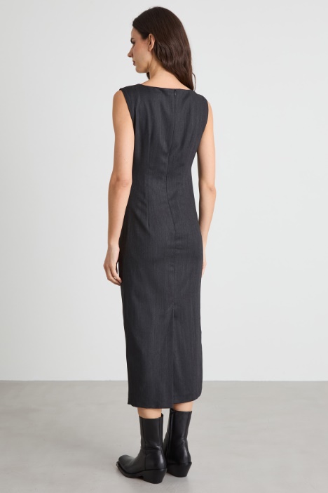 Abito a tubino drappeggiato