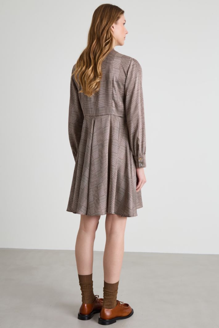 Tie-detail dress Intrend - 3