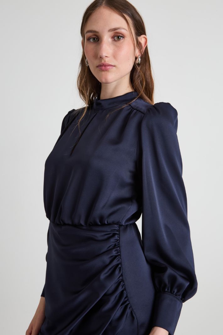 Short draped dress Intrend - 4