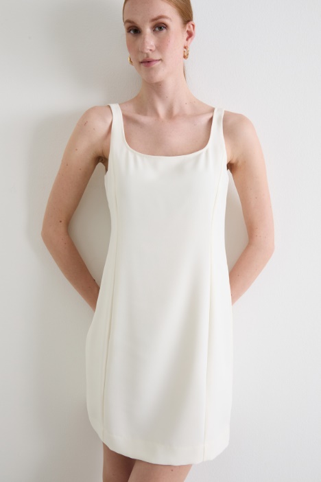 Abito corto senza maniche