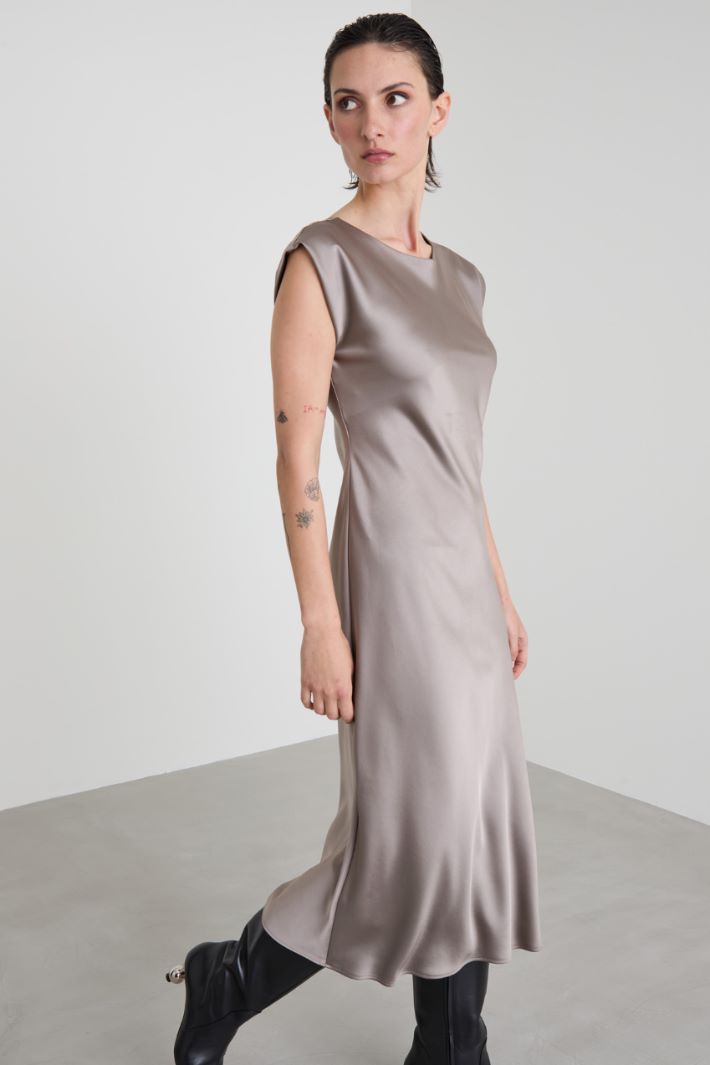 Satin dress Intrend - 2