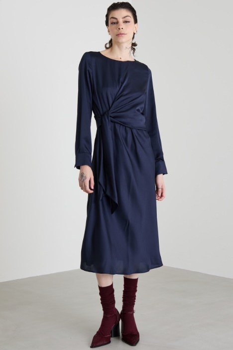 Abito midi effetto portafoglio