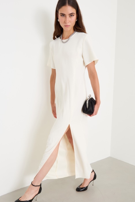 Abito lungo con spacco