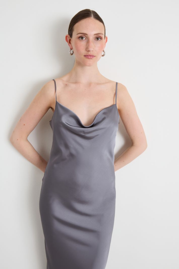Satin slip dress Intrend - 4