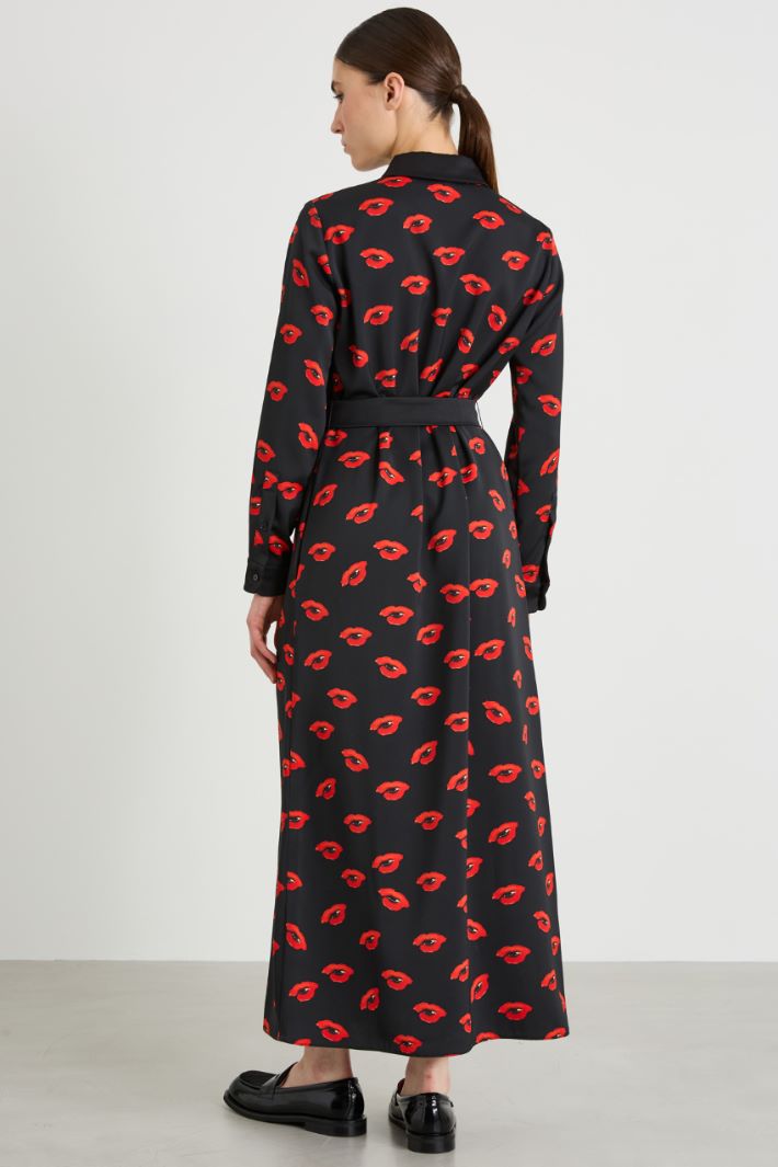 Vestido camisero de crepé Intrend - 3