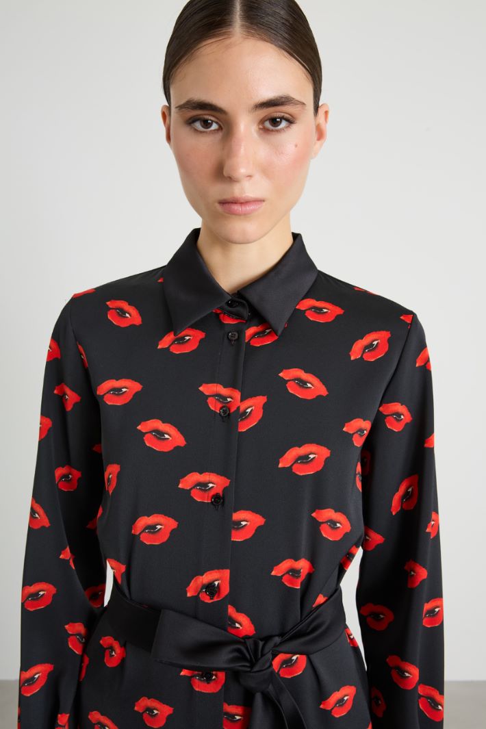 Vestido camisero de crepé Intrend - 4