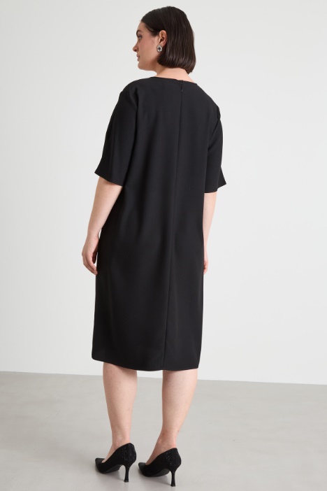 Vestido en crepé de envers satén