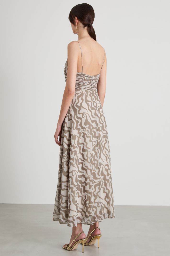 Loose dress with pleated bodice Intrend - 3