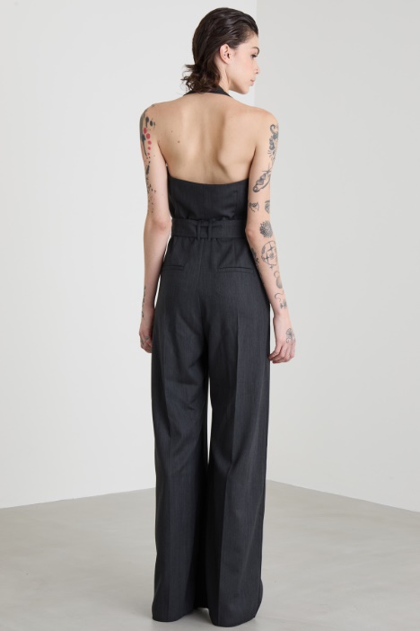 Tuta con scollo americano