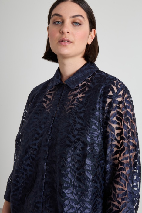 Casacca in tulle ricamato