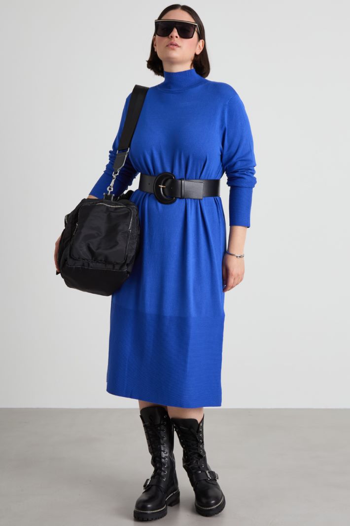 Knitted viscose dress Intrend
