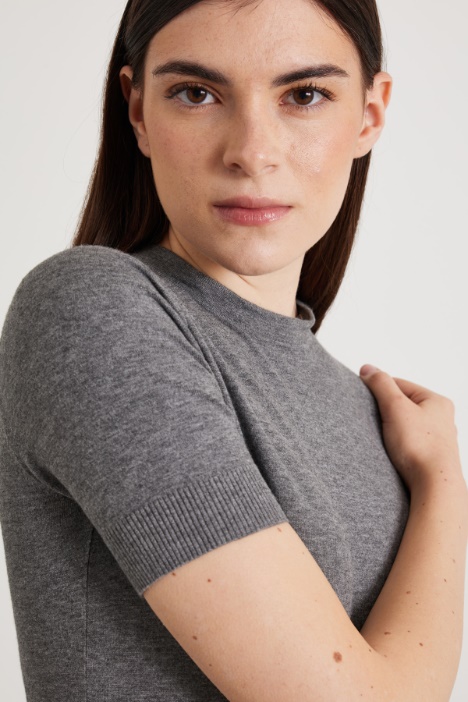 Jersey con cuello desmontable