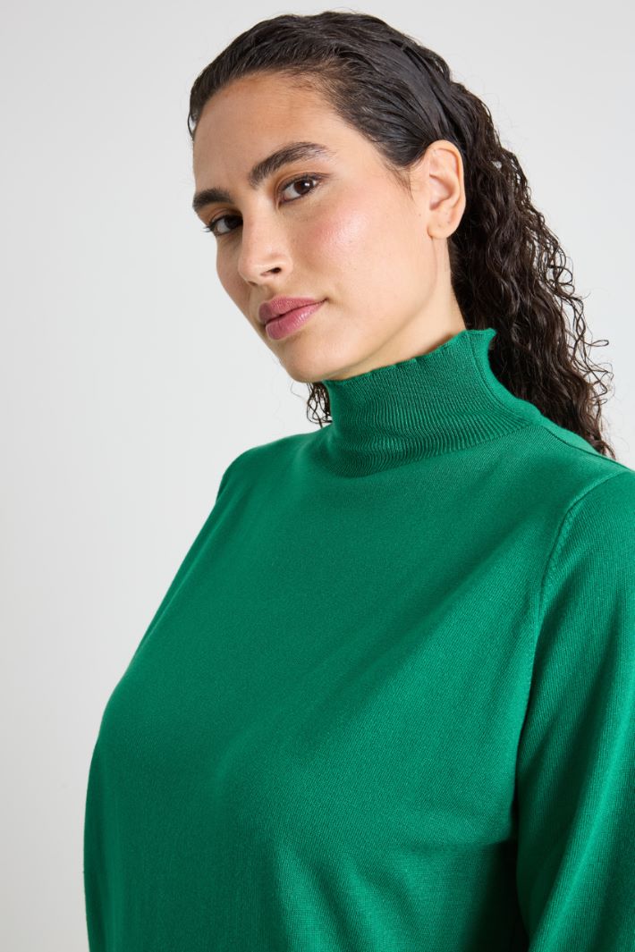 Stretch viscose sweater Intrend - 4