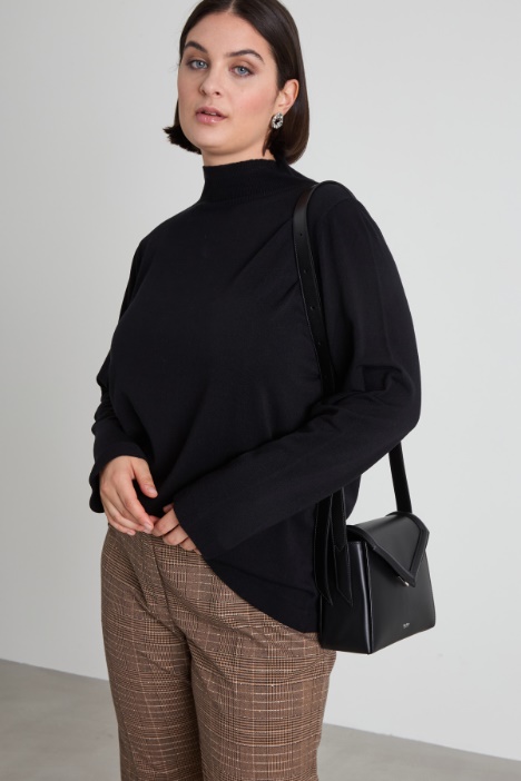 Maglia in viscosa stretch Intrend