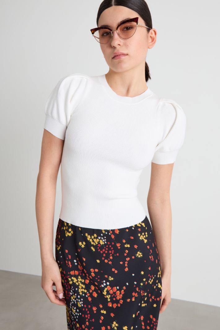 Short-sleeved sweater Intrend