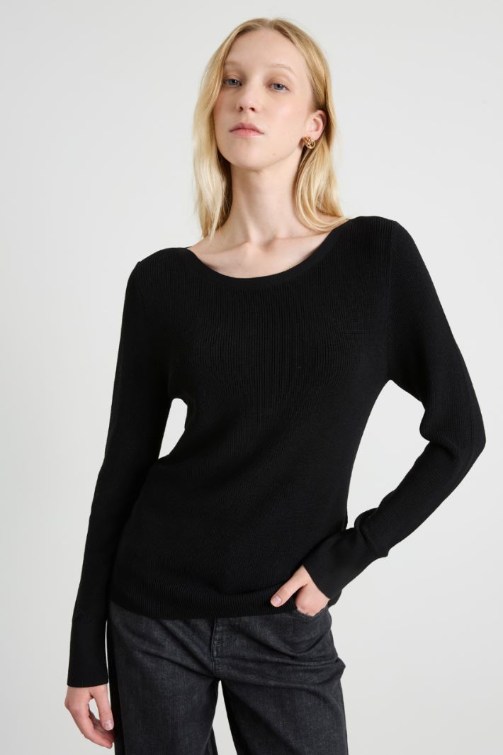 Slim-fit sweater Intrend