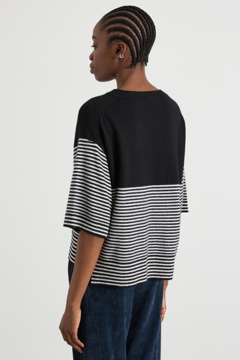 Maglia in lana con ricamo