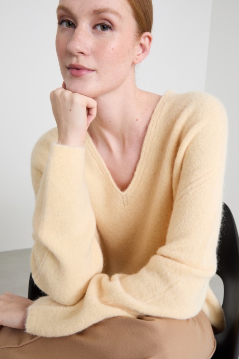 Maglia con scollo a V