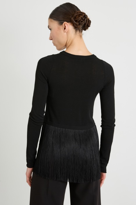 Maglia con frange lunghe