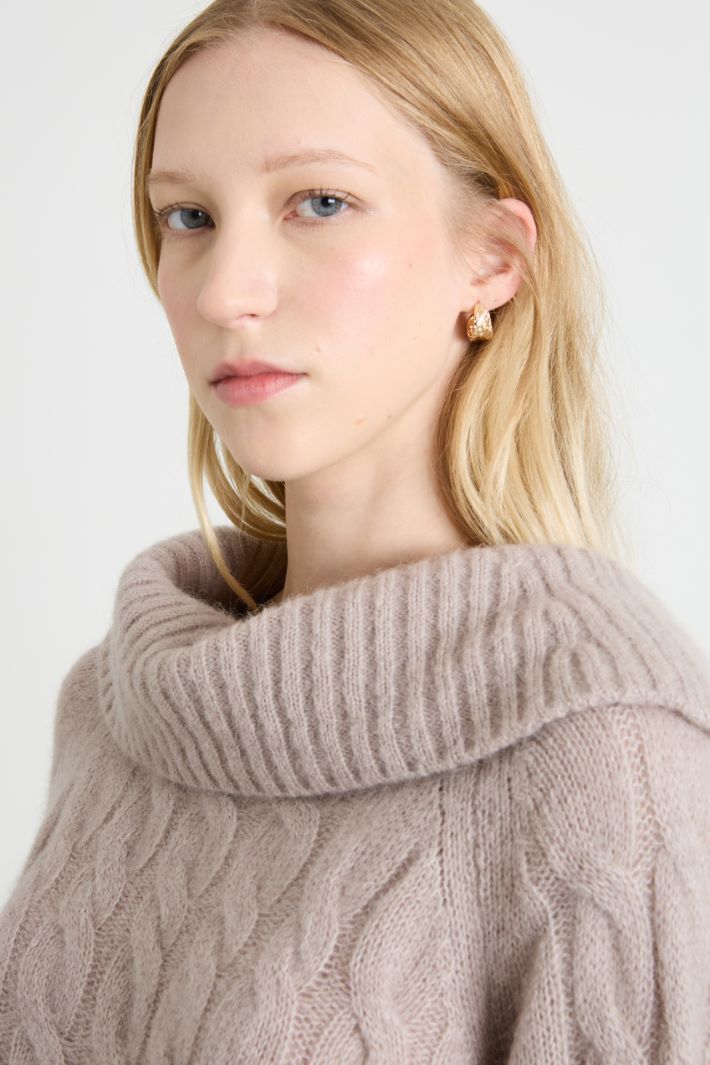 Maglia con collo ampio Intrend - 4