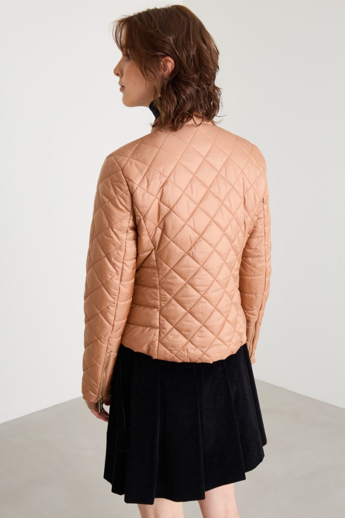 Diamond-pattern padded jacket Intrend - 4