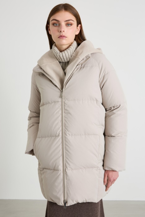 Piumino con cappuccio