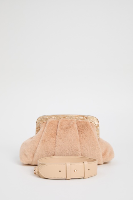 Clucth effetto peluche