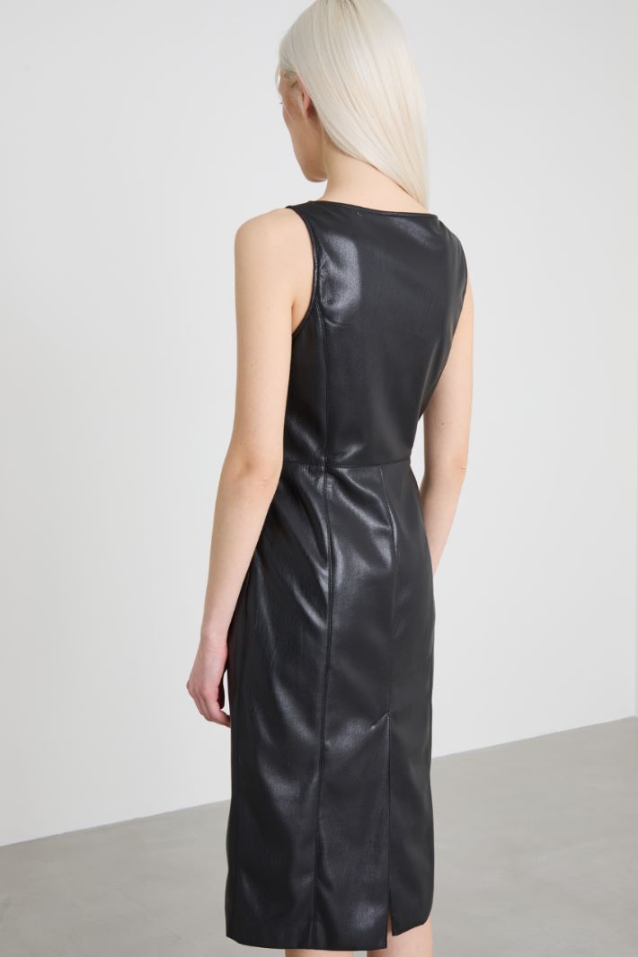 Faux leather sheath dress Intrend - 3