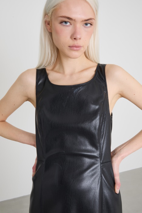 Abito a tubino in similpelle