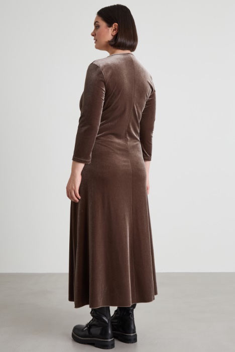 Abito in ciniglia stretch