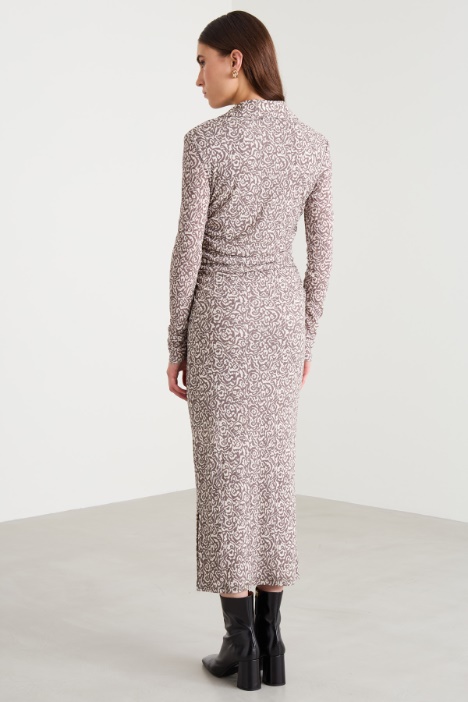 Abito in tulle aderente