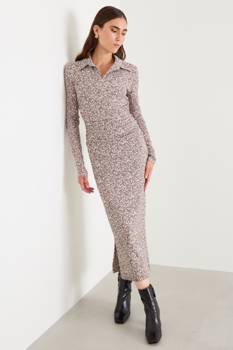 Abito in tulle aderente